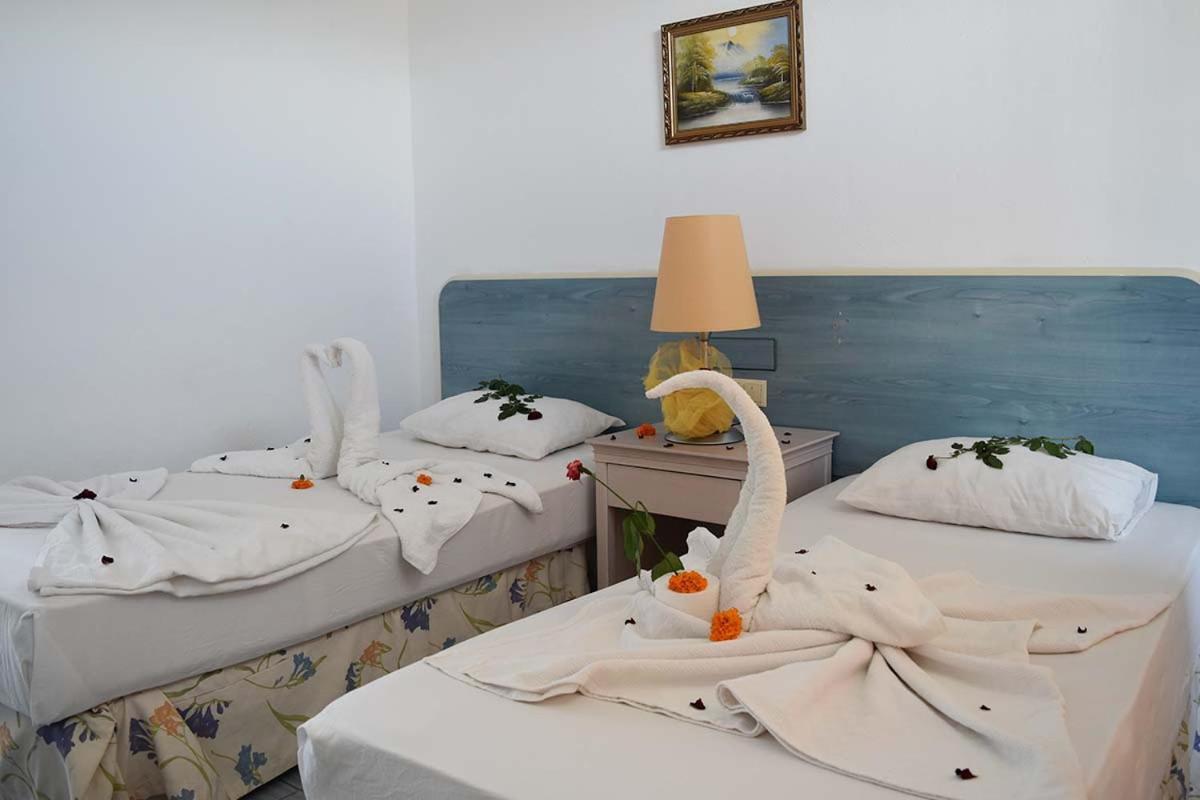 Ares Hotel Kemer Bilik gambar
